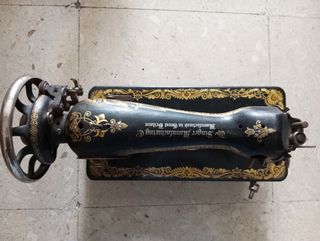 Maquina de coser singer