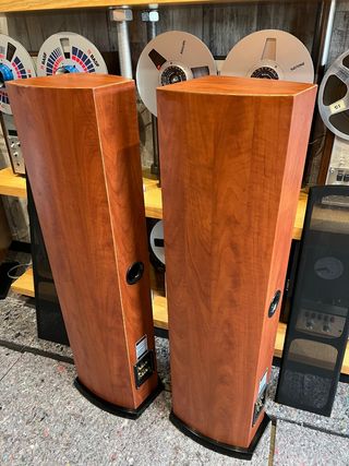 Altavoces de torre Akai-Pure Acoustic