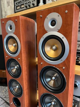 Altavoces de torre Akai-Pure Acoustic