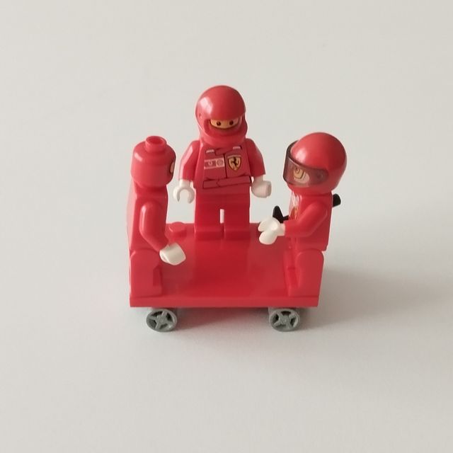 Mecánicos de Ferrari Lego