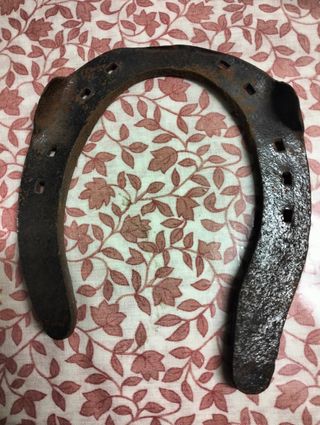 Ferro di cavallo vintage portafortuna.