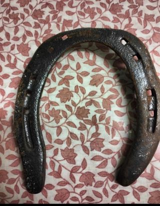 Ferro di cavallo vintage portafortuna.