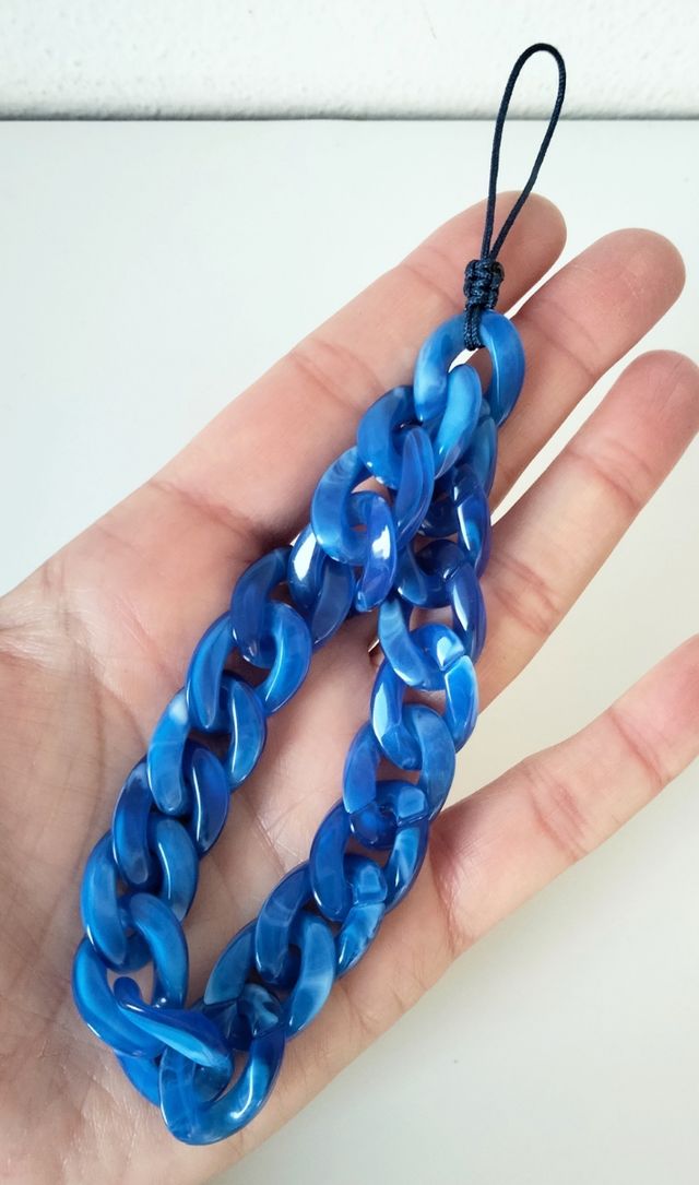 Catenella blu porta telefono