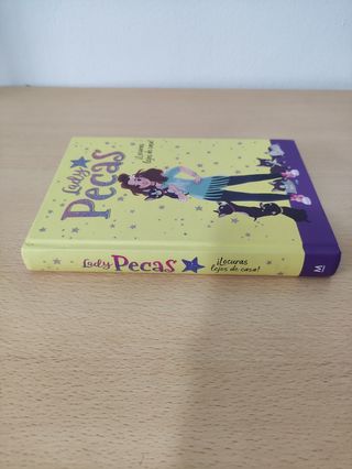 📚 ¡Locuras lejos de casa! (Serie Lady Pecas 1)