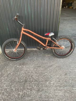Bicicleta trail monty aluminio