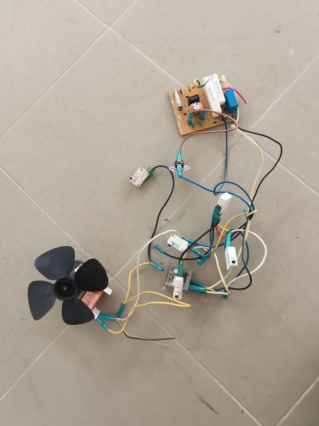 Peças de electrónica diversas