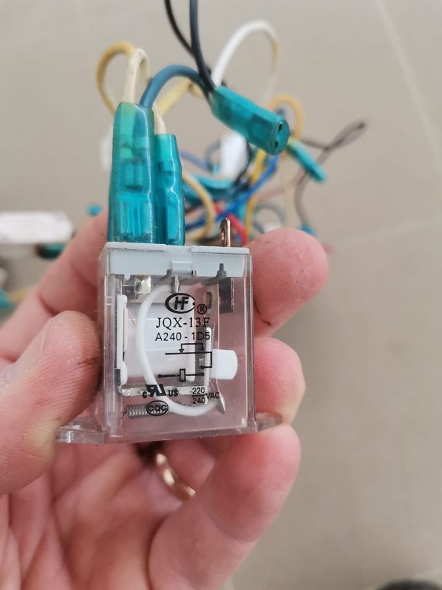 Peças de electrónica diversas