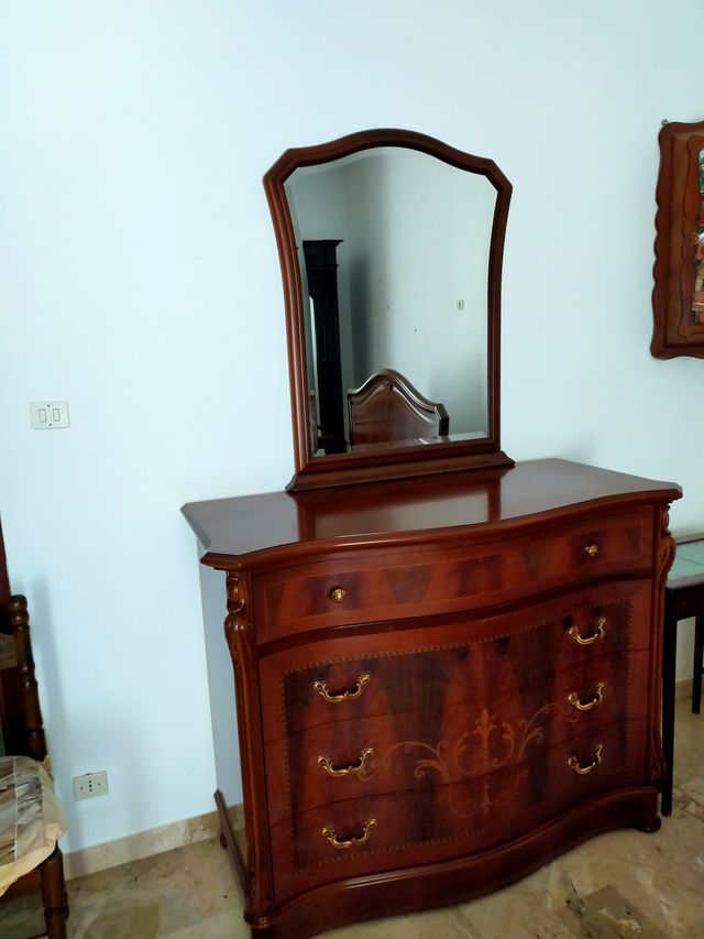 Mobili camera da letto color marrone