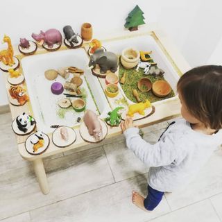 Cuidadora infantil o niñera
