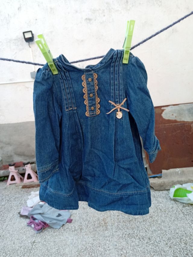 Vestido vaquero de bebé