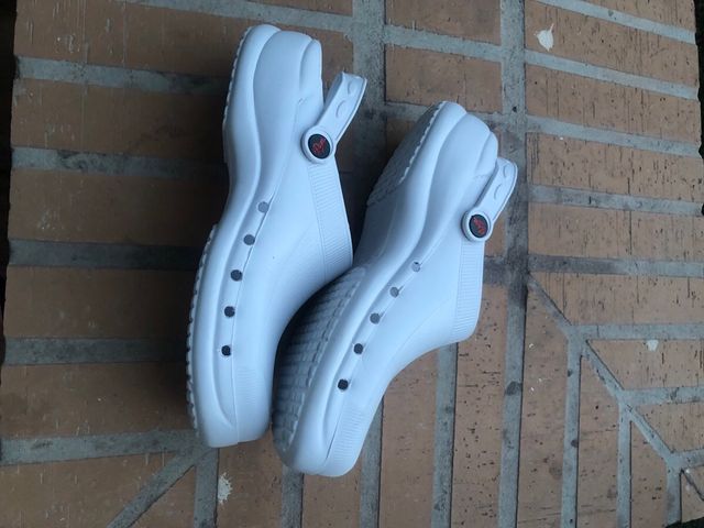 Zuecos de trabajo T42