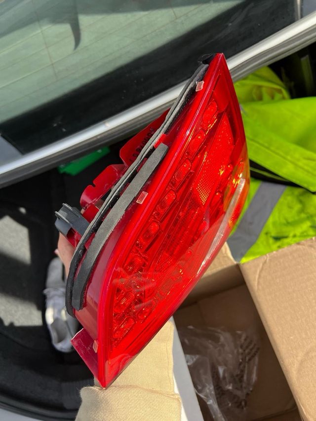 Piloto trasero audi a4 b8