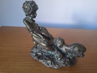 Figura escayola con pátina color bronce