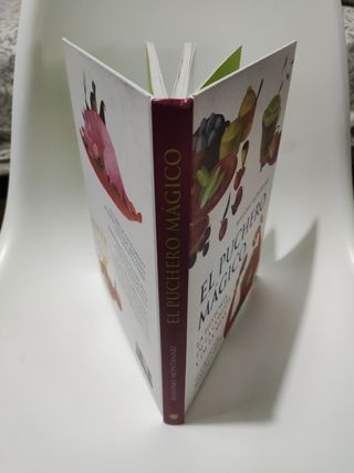 El puchero magico. La historia de la comida y de la mesa