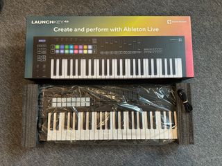 Novation Launchkey 49 Teclado controlador MIDI