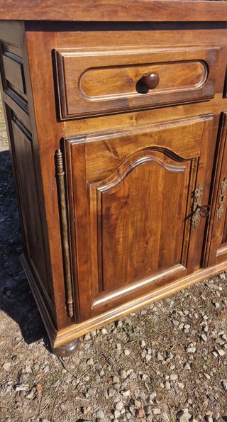 Mueble madera maciza