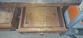 Mueble madera maciza