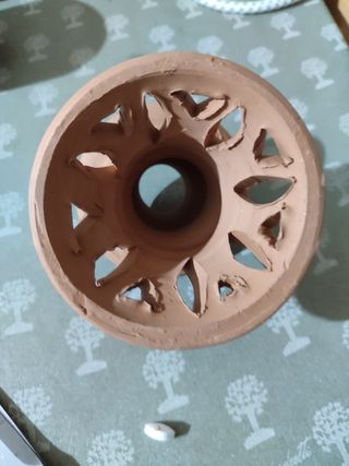 Porta candela in terracotta grezza