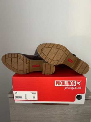 Botas Pikolinos T 36 con etiquetas