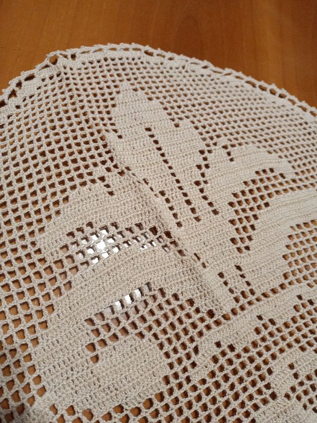 Centrino realizzato a filet