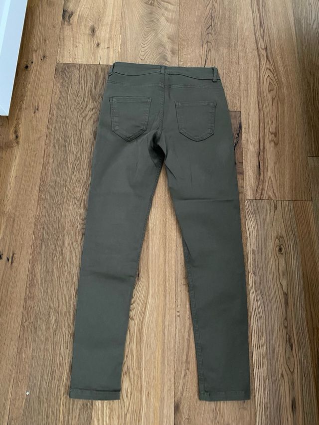 Pantaloni calzedonia