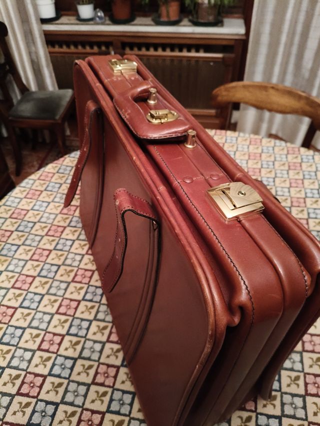 Valigia in vera pelle