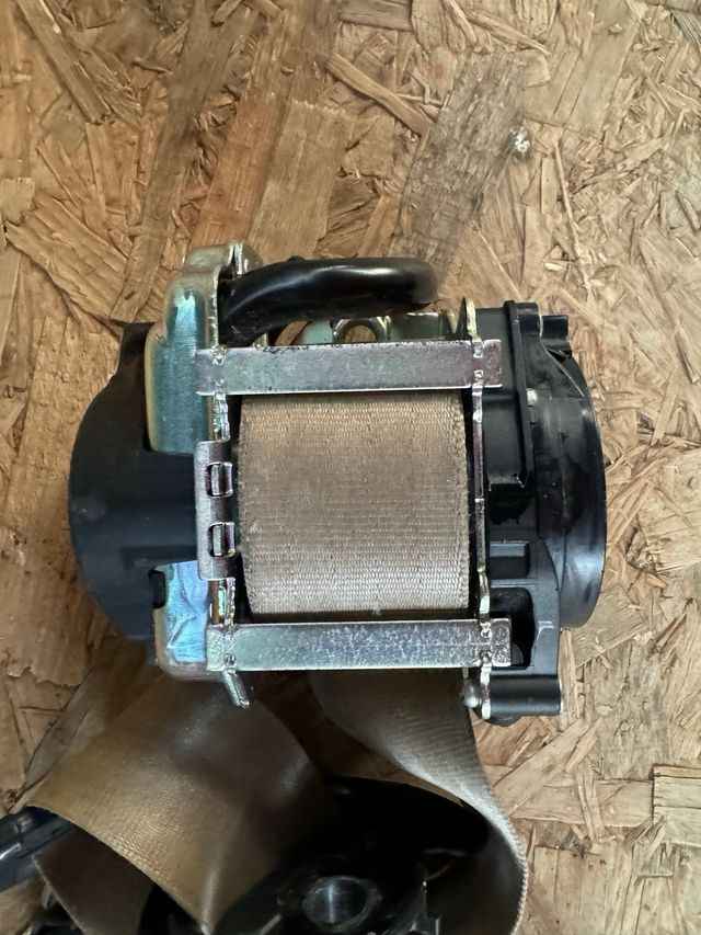 Cinturon Izquierdo Audi A4