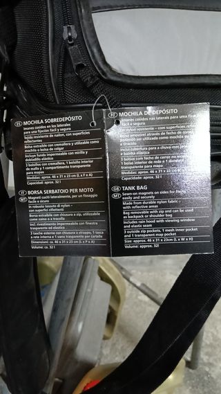 Mochila sobre depósito