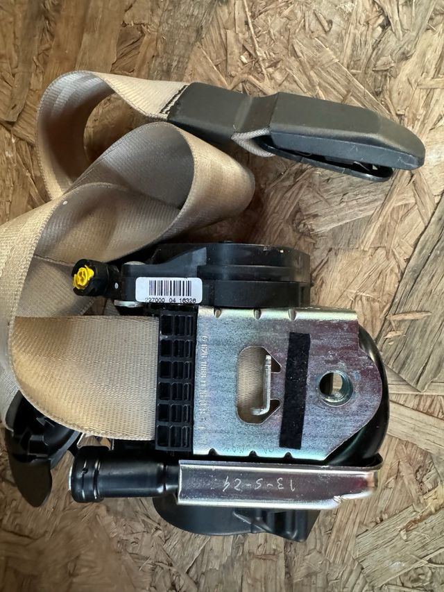 Cinturon derecho Audi A4