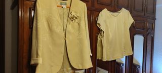 Traje chaqueta vestido mujer 3 piezas nuevo.