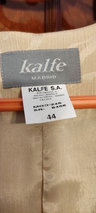 Traje chaqueta vestido mujer 3 piezas nuevo.