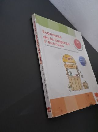 Libro de economía de la empresa de 2° bachillerato