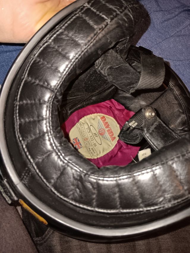 Casco divida retro vintage