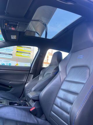 Volkswagen Golf 2021