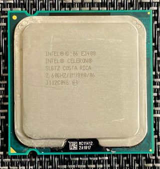 CPU Intel Celeron E3400.