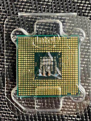 CPU Intel Celeron E3400.