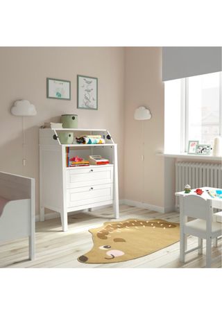 Cómoda con cambiador de IKEA