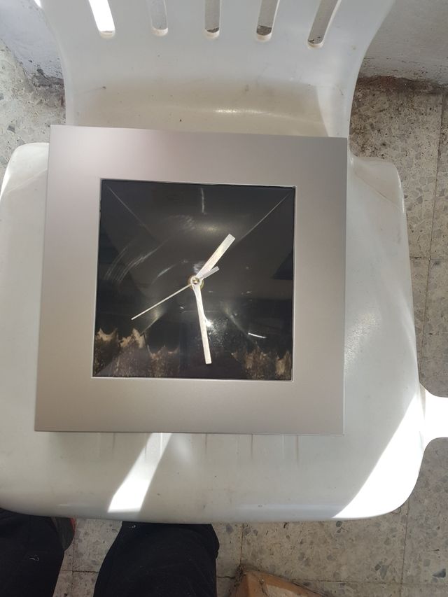 Reloj de pared (6ud.x10€)