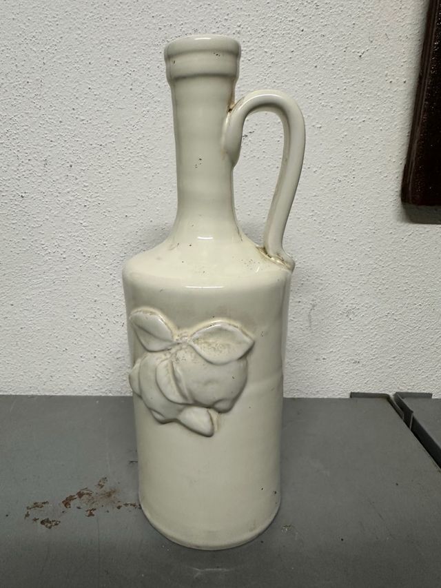 Bottiglia terracotta smaltata vintage