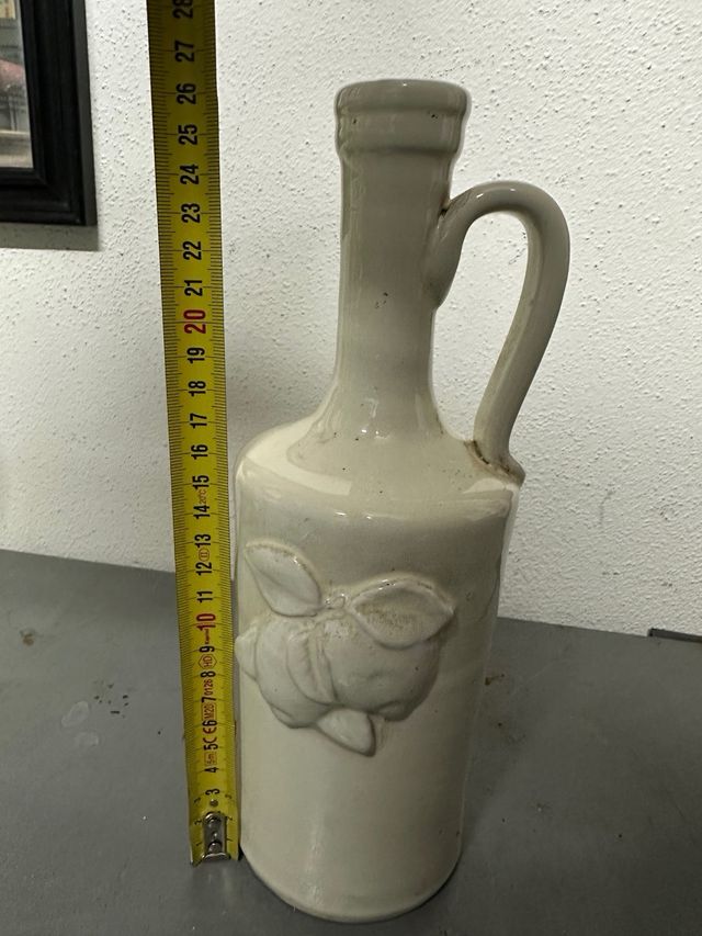 Bottiglia terracotta smaltata vintage