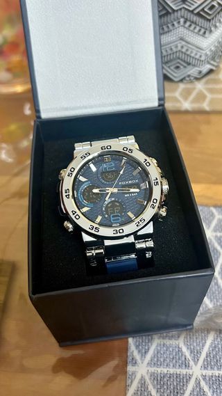 Reloj deportivo multifuncional.