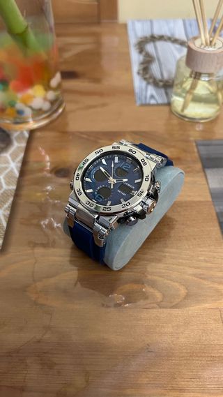 Reloj deportivo multifuncional.