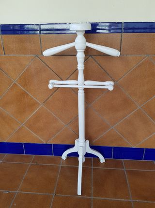 Perchero de piel