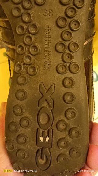 Scarpa bassa nera stringata