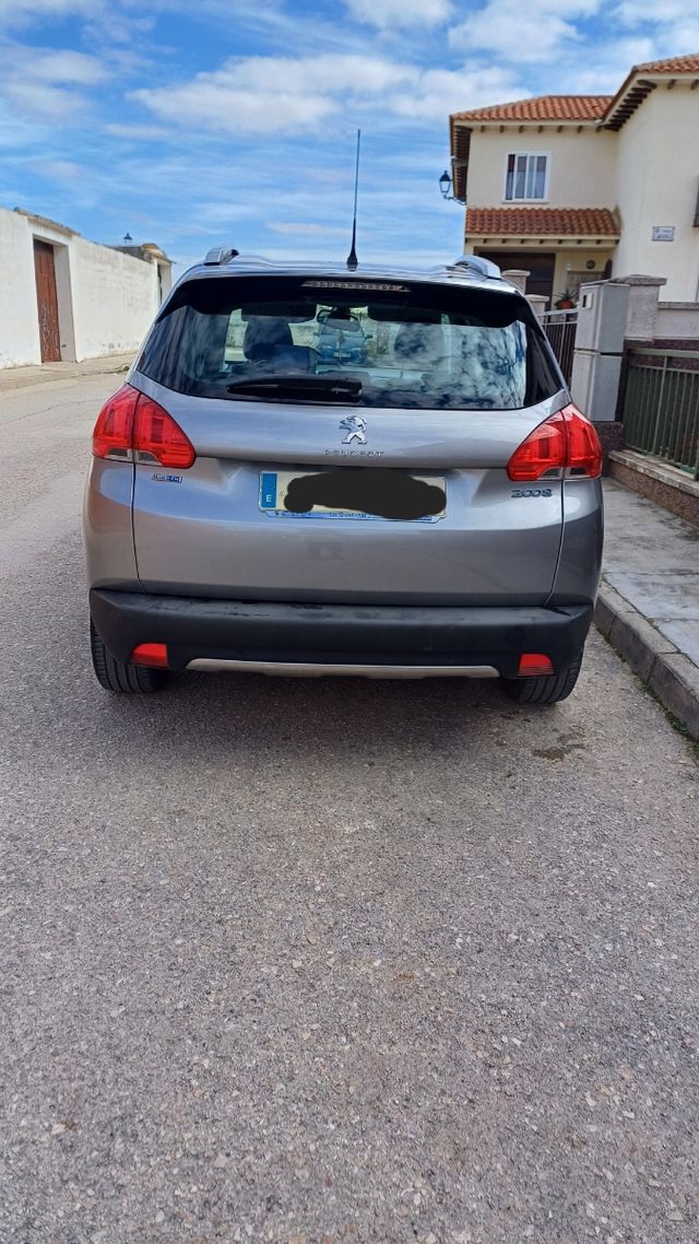 Peugeot 2008 2015