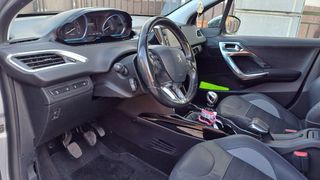 Peugeot 2008 2015