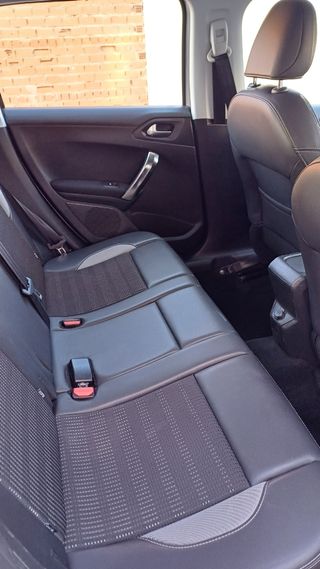 Peugeot 2008 2015