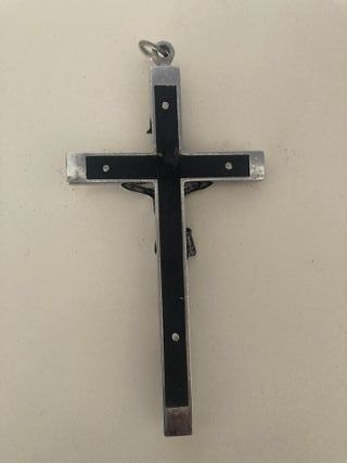 Colgante cruz tipo penitente