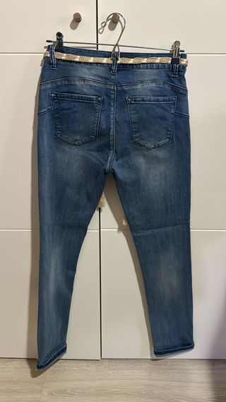 Pantalón vaquero tipo leggins