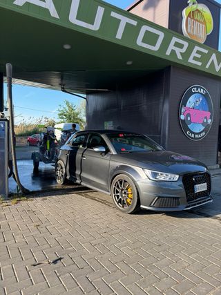 Audi S1 2014